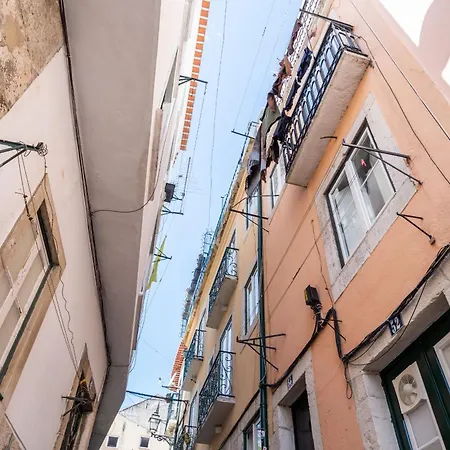 Bright In Alfama, Lisbon, Historic Heart & Great Views - Ttl99 아파트 리스본