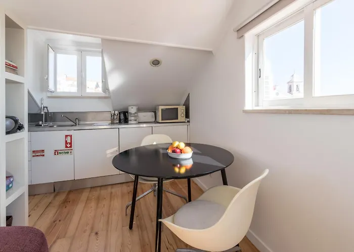 Bright In Alfama, Lisbon, Historic Heart & Great Views - Ttl99